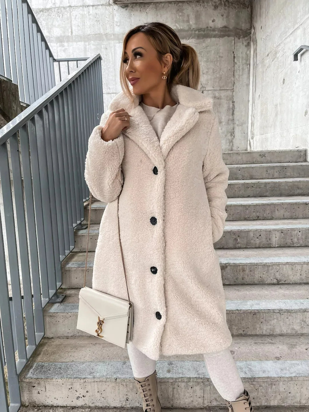 Trenchcoat Doux et Élégant pour Femmes