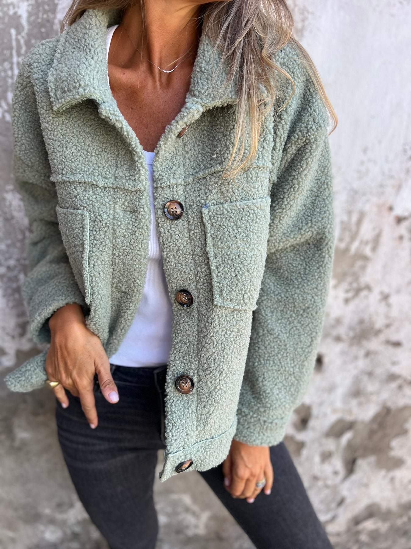 Veste en laine à col revers pour femmes