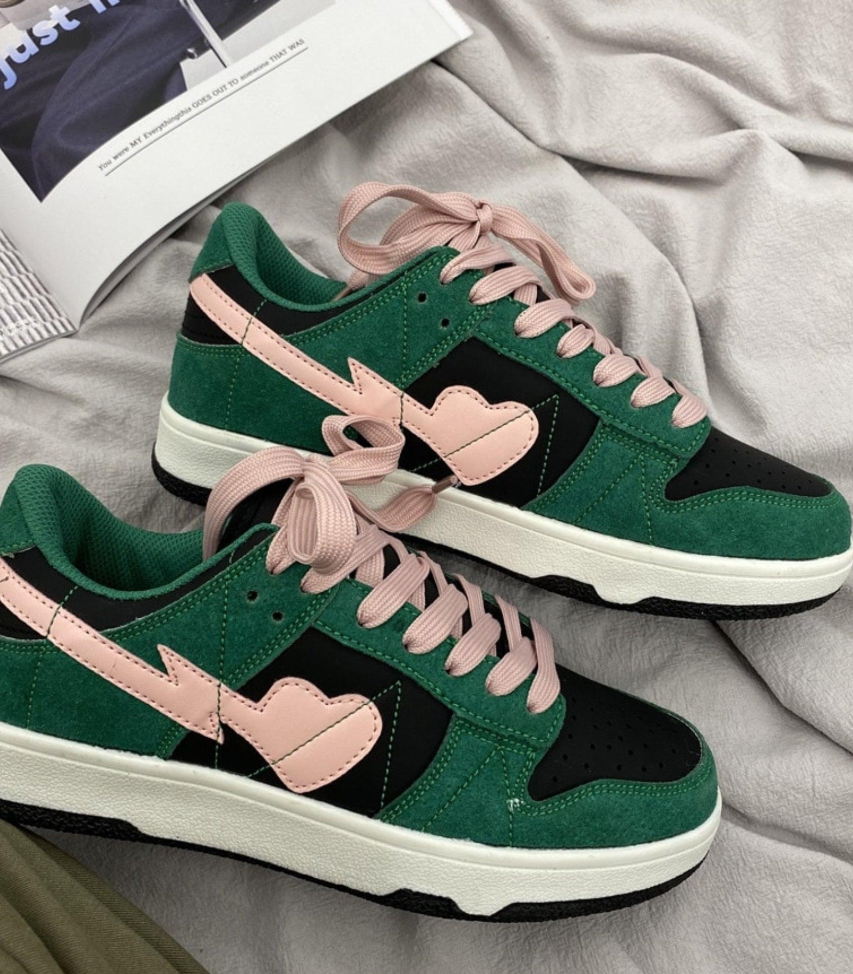 Sneakers Design Cœur pour Femmes