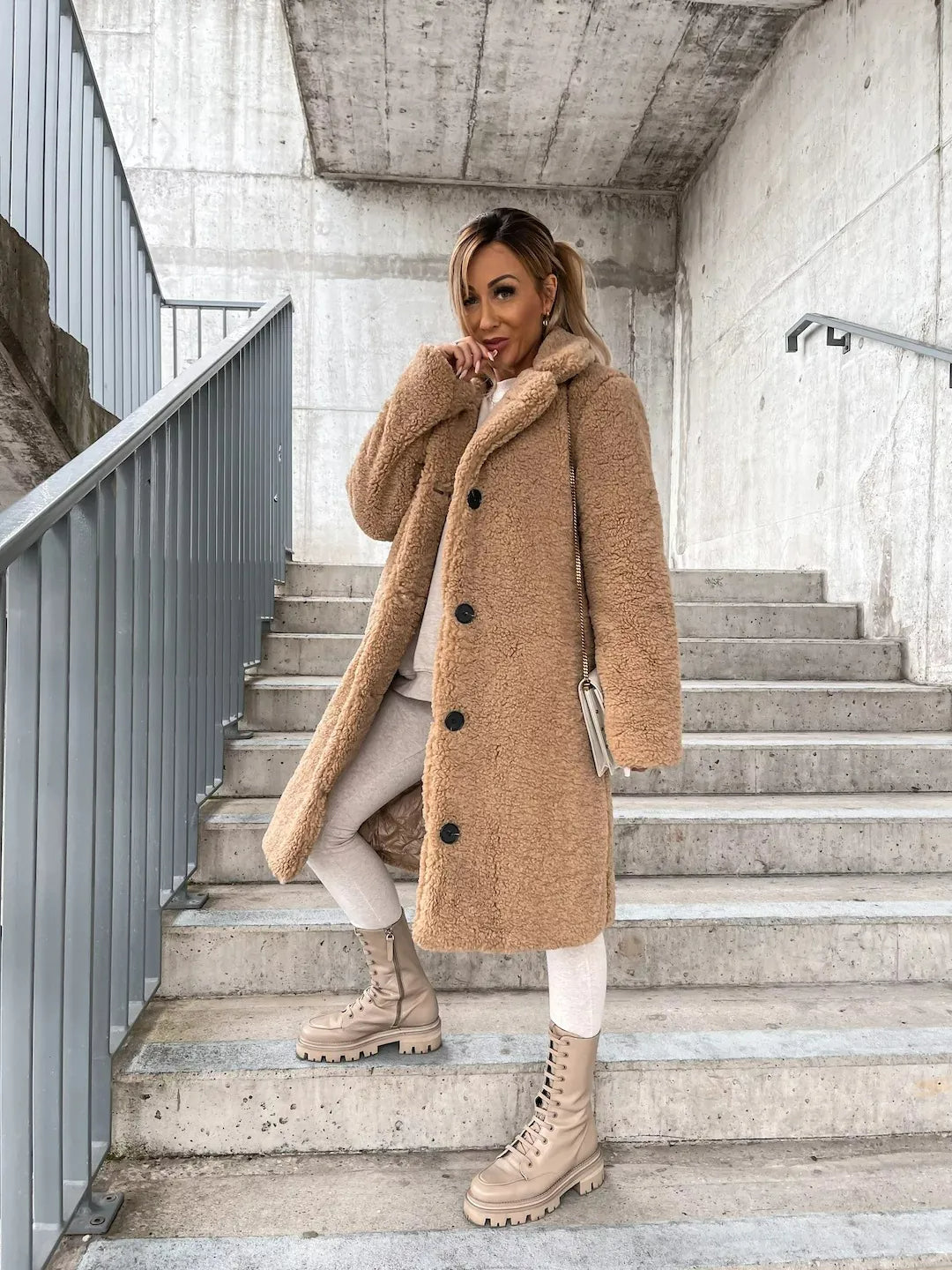 Trenchcoat Doux et Élégant pour Femmes