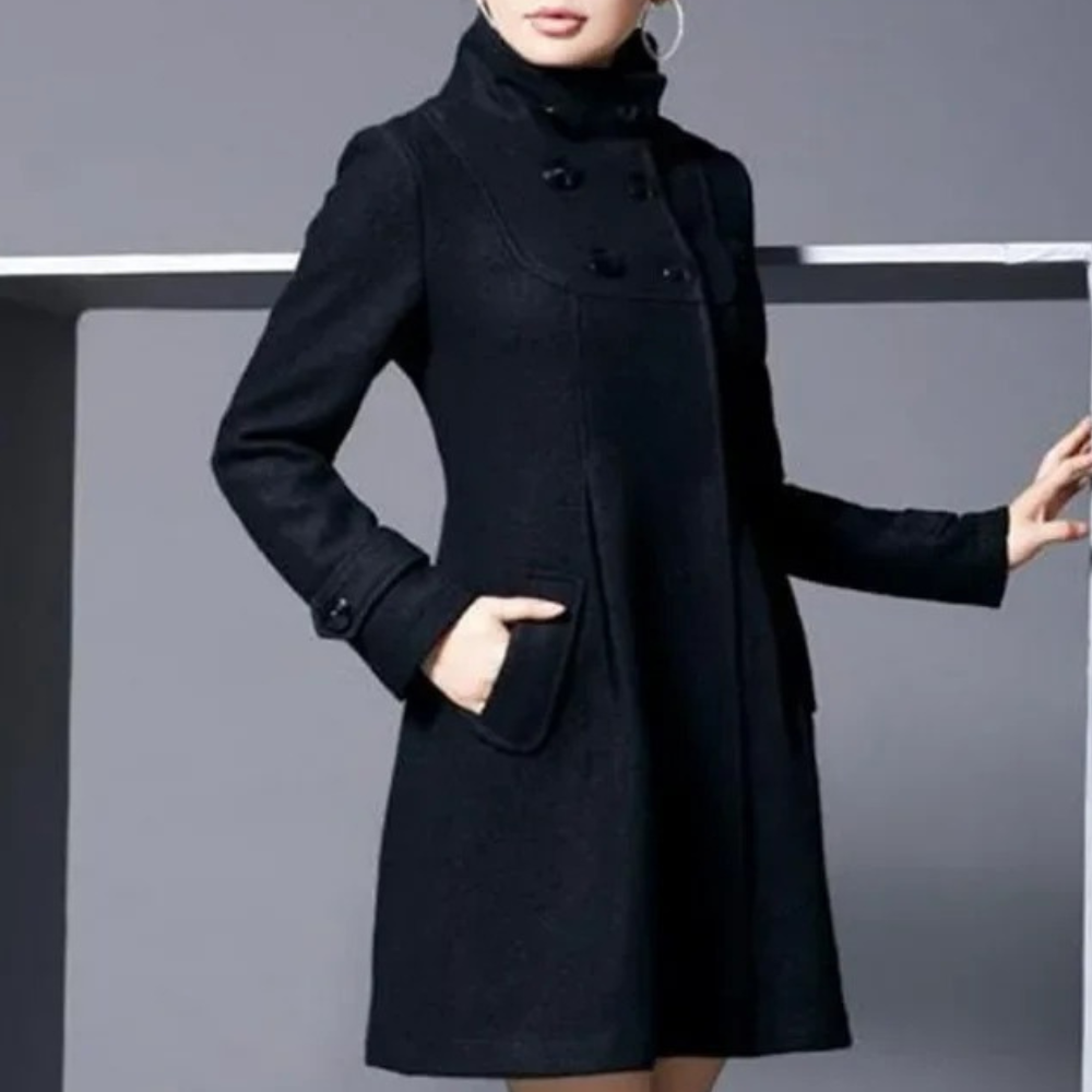 Manteau classique à poches latérales pour femme