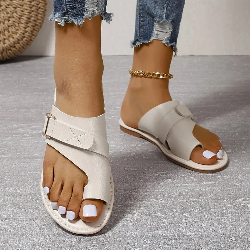 Sandales Confortables avec Détails Métalliques pour Femmes