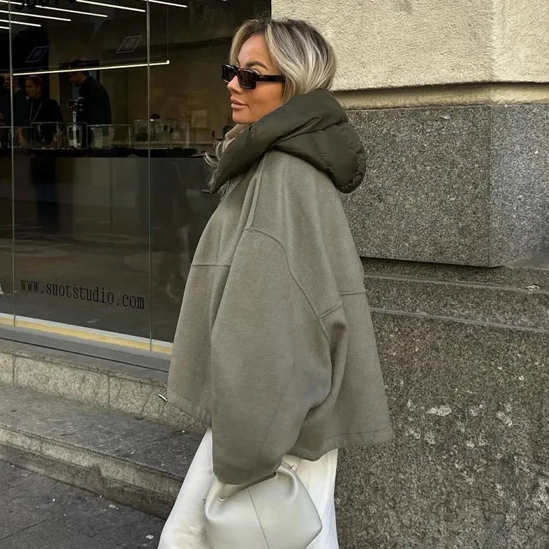 Veste à capuche pour femmes