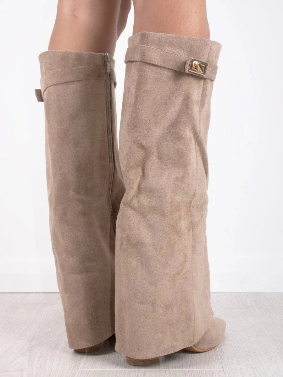 Botte Haute à Revers en Daim pour Femme