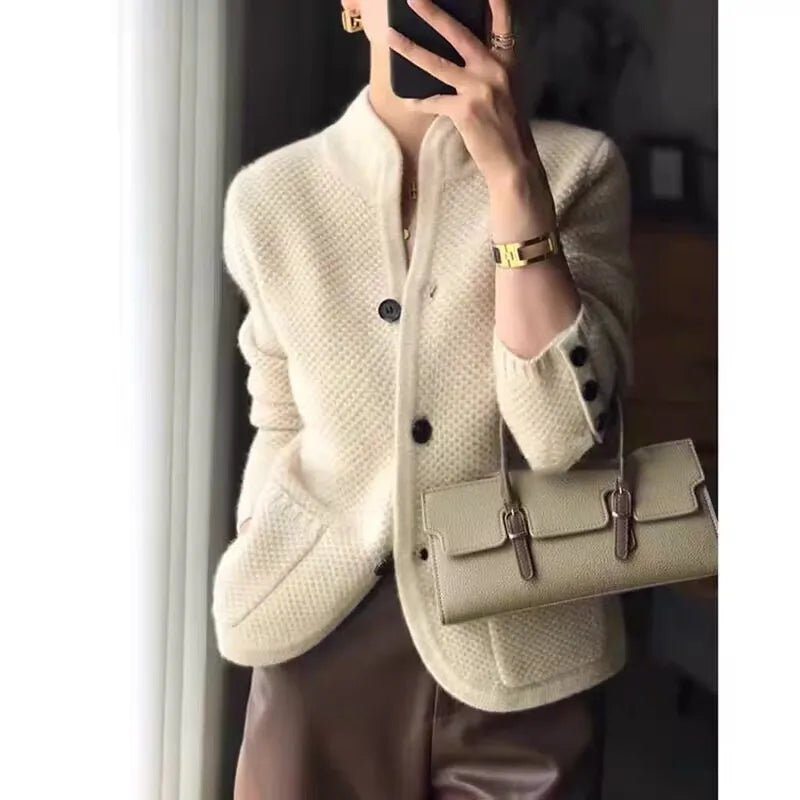 Cardigan en Laine à Col Montant pour Femmes - Emilia Lane