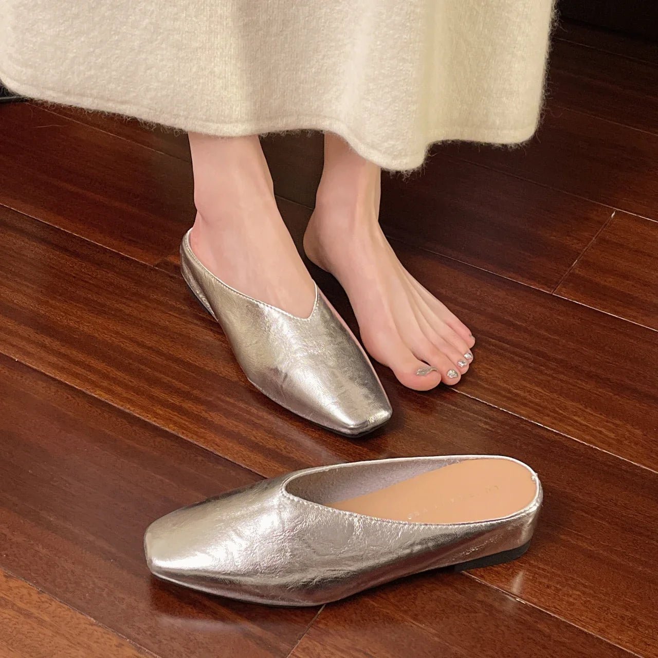 Chaussures plates en cuir vegan pour femmes - Emilia Lane