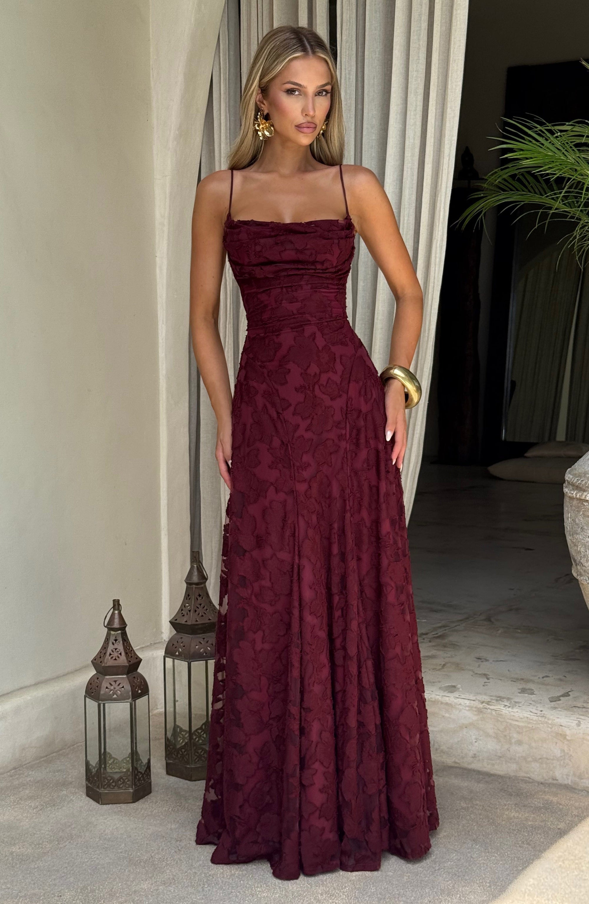 Robe Longue Drapée à Motif Floral avec Bretelles pour Femme | Idéale pour les Sorties