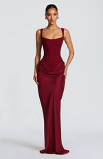 Robe Longue à Bretelles Larges et Détail Corset pour Femme | Idéale pour les Sorties