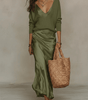 Ensemble Robe Midi Satinée et Pull en Laine pour Femme | Idéal pour le Quotidien - Emilia Lane