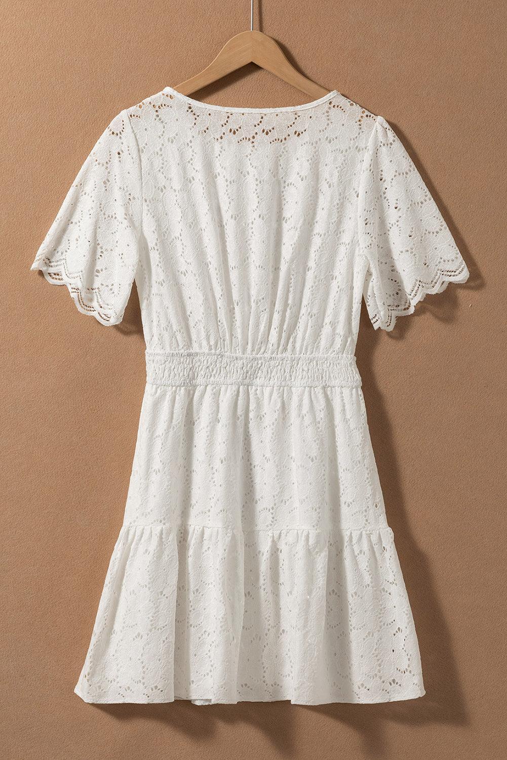 Robe à Manches Courtes avec Finition en Crochet