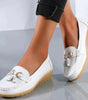 Mocassin Confort en Cuir à Pompon et Boucle Dorée pour Femme