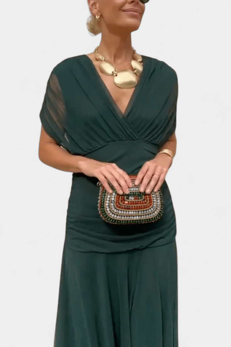 Robe Élégante Vert Foncé Col V Profond - Emilia Lane