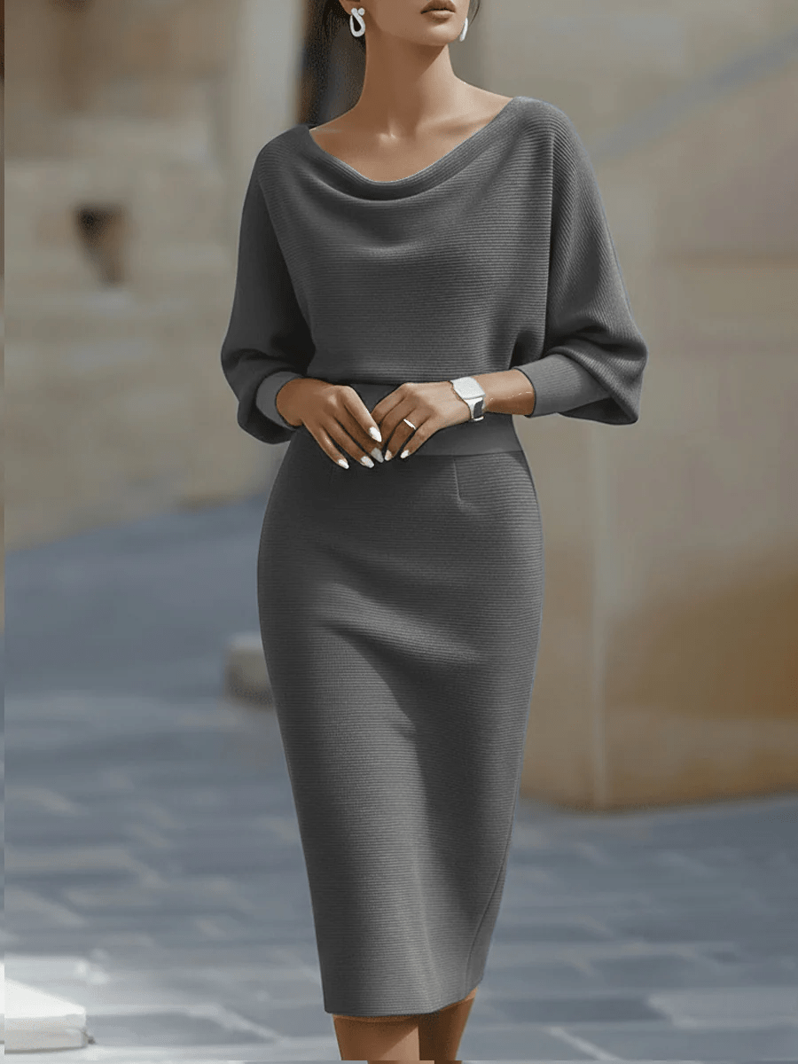 Robe midi à manches chauve - souris pour femmes - Emilia Lane