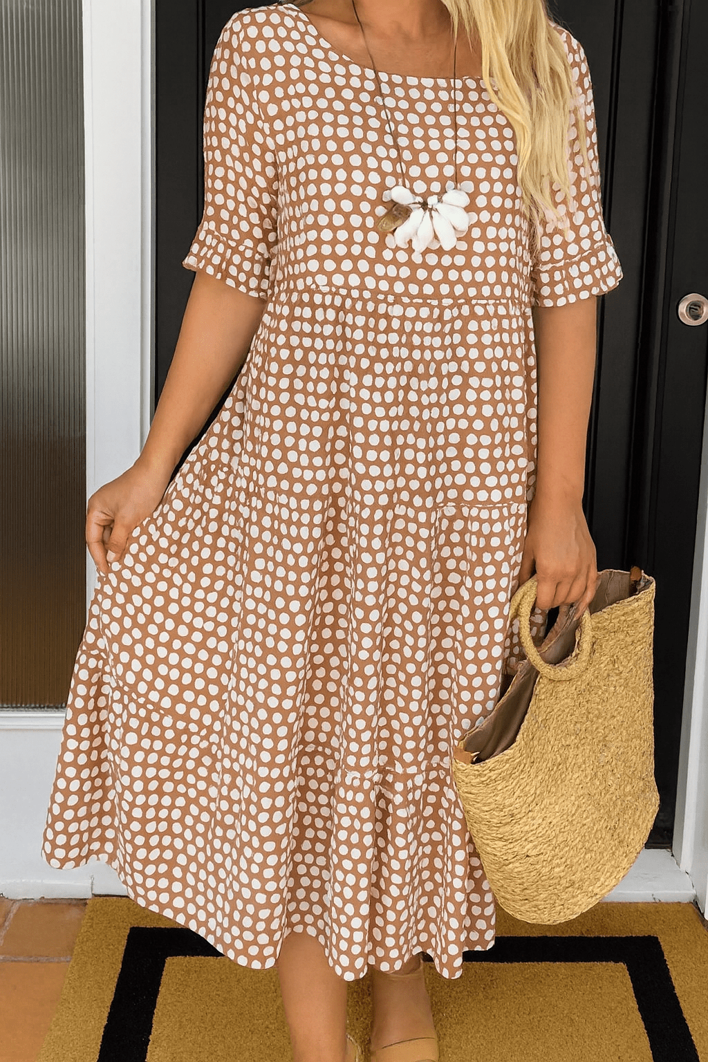 Robe midi à manches courtes pour femmes - Emilia Lane
