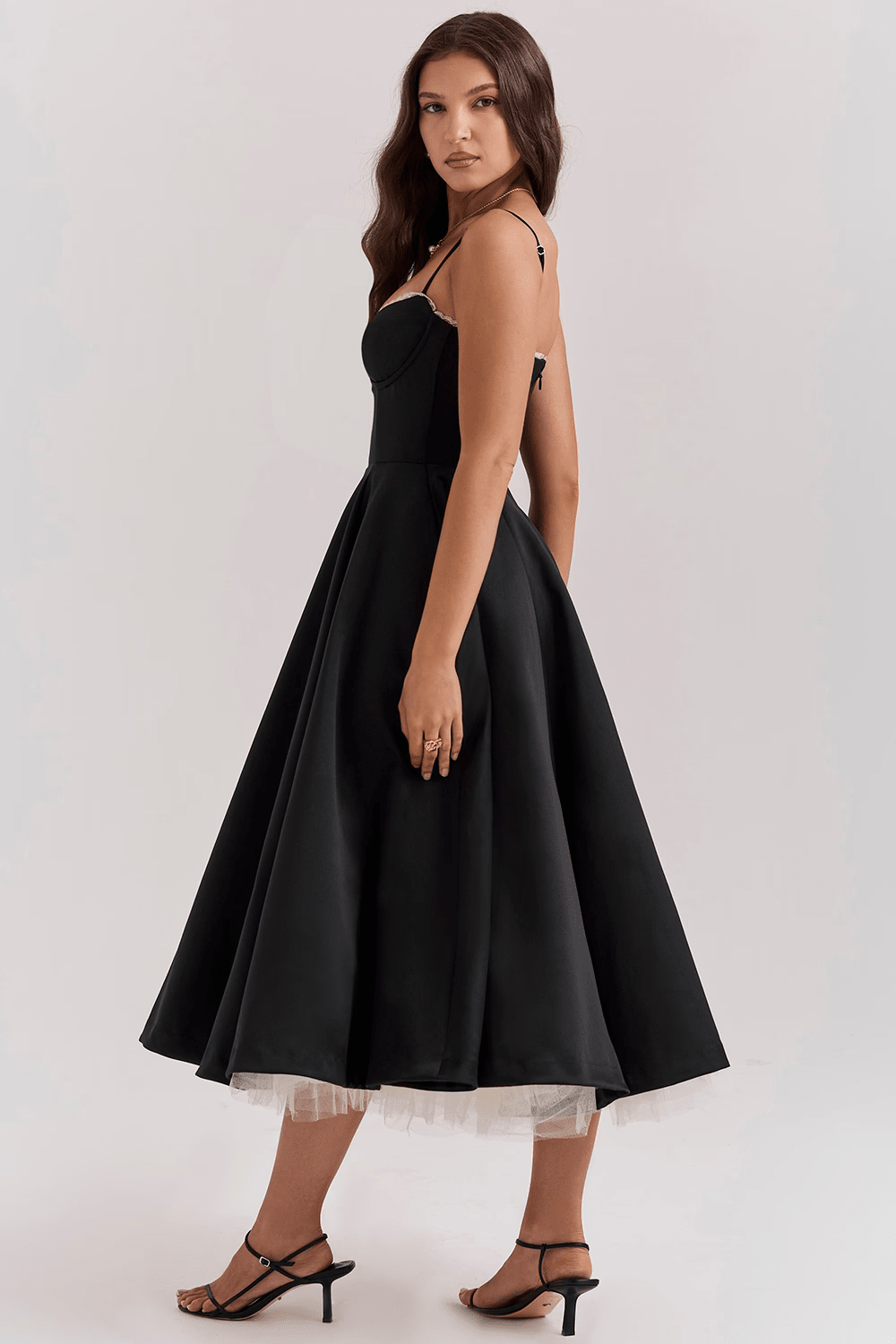 Robe Midi en Satin pour Femmes - Emilia Lane