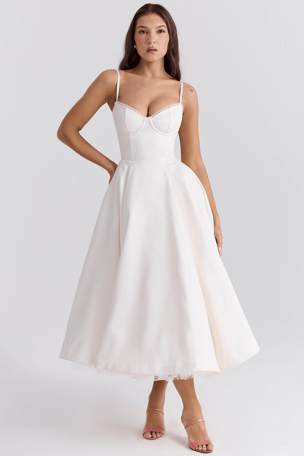 Robe Midi en Satin pour Femmes - Emilia Lane