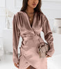 Robe Mini Satinée Froncée à Col V