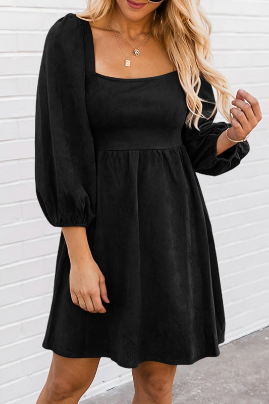 Robe Évasée à Manches Bouffantes et Décolleté Carré pour Femmes