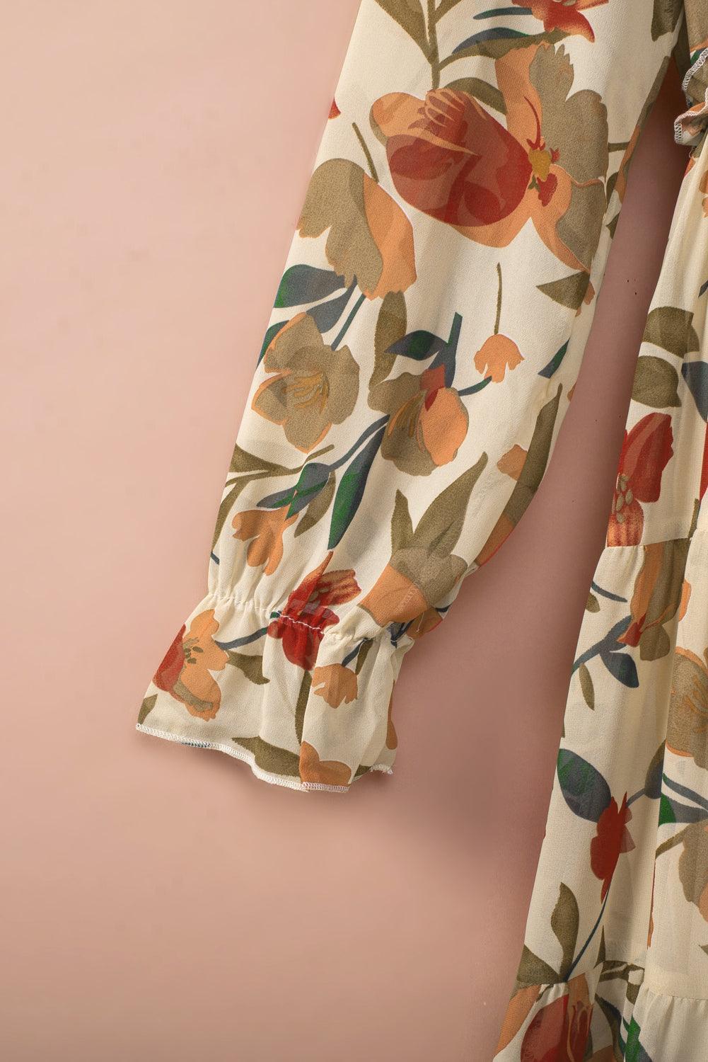 Robe Maxi Superposée en Imprimé Lotus Sauvage